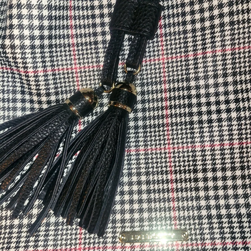 Liz Claiborne Houndstooth Tote Bag - Picture 4 of 9